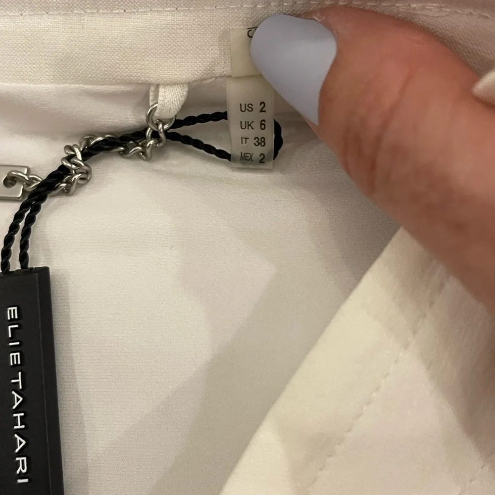 Elie Tahari Women’s Linen Blazer, White with cream crochet, NWT, Size 2 crisp